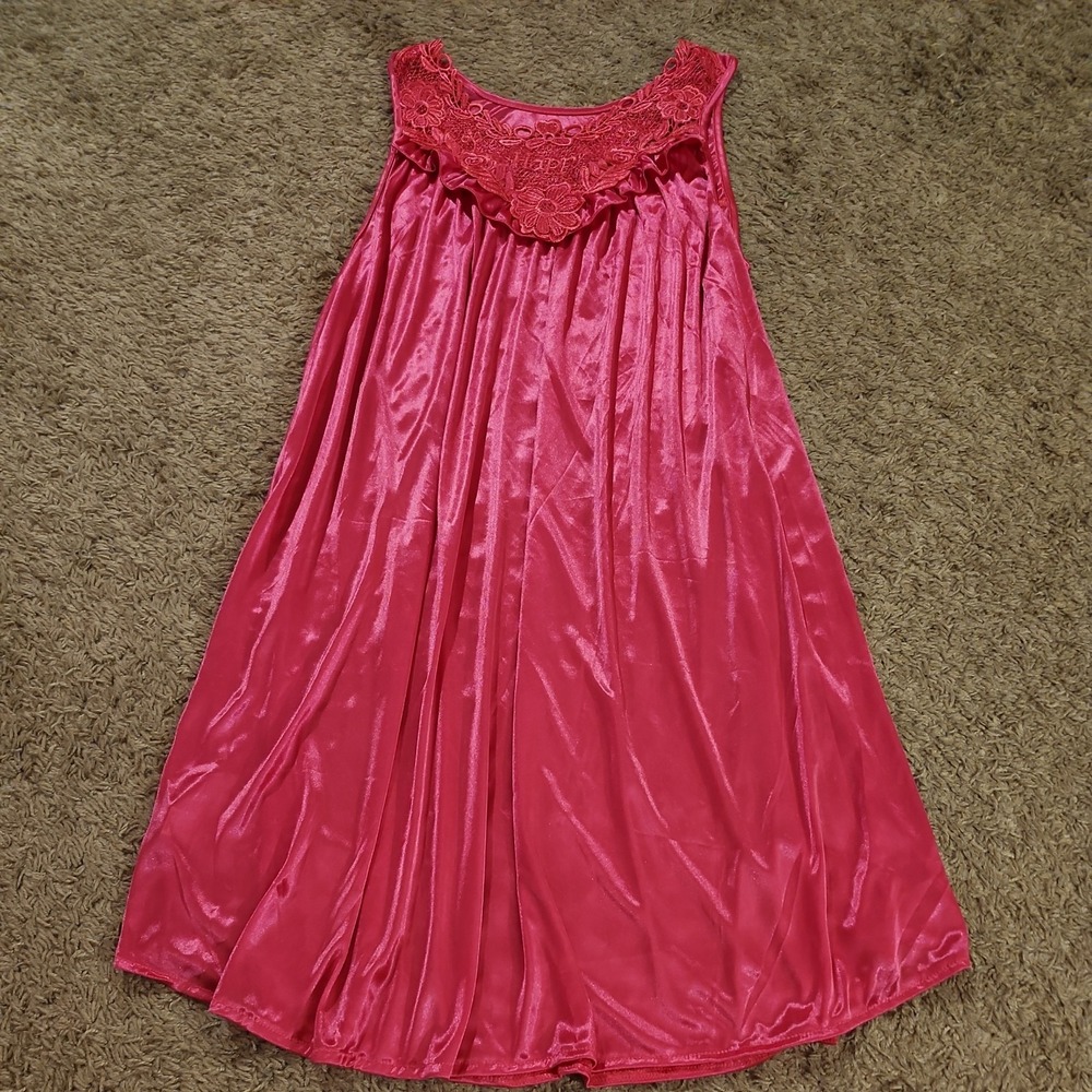 Women Hot Pink Satin Sleeveless Nightgown Size Medium